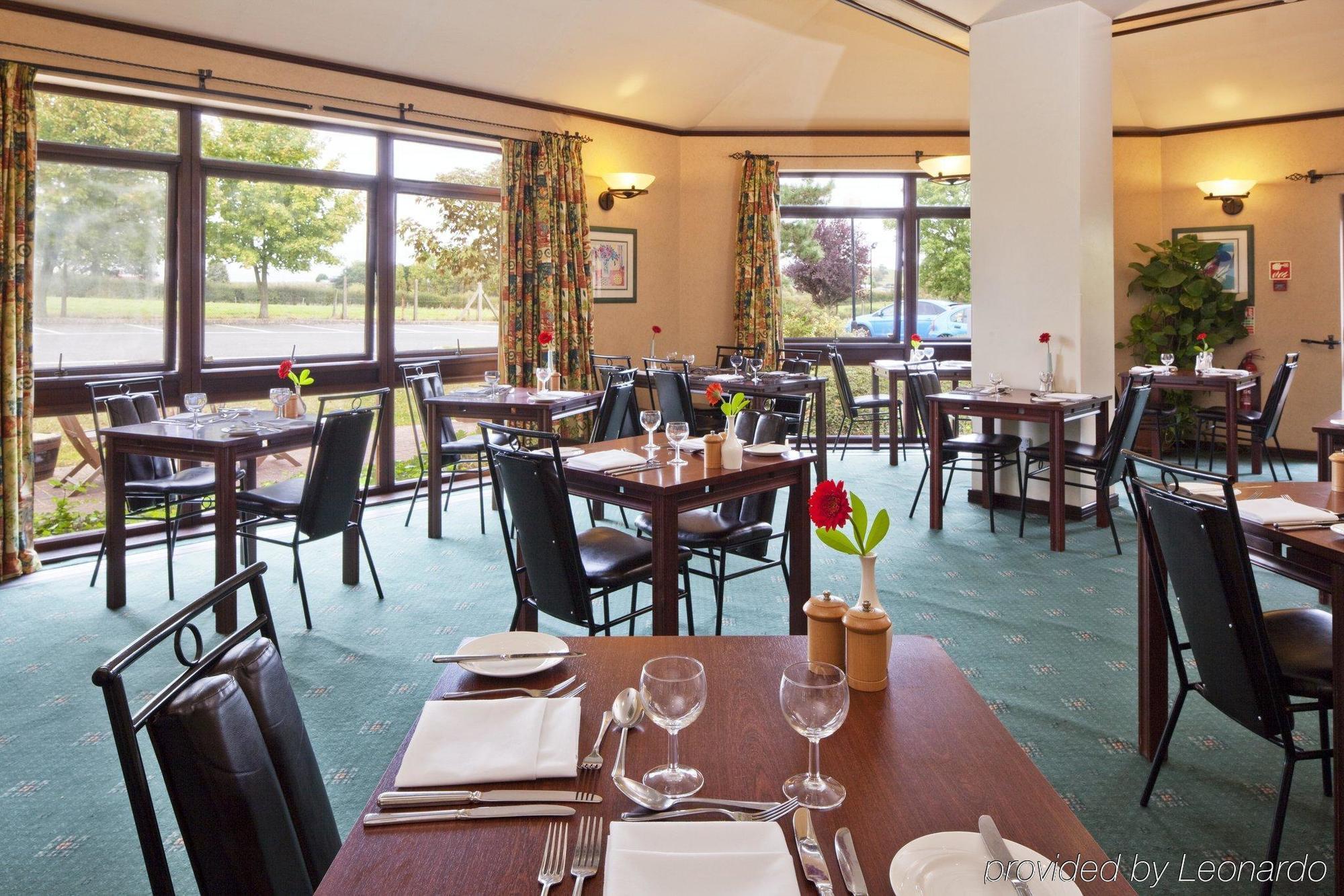 Holiday Inn Northampton West M1 Junc 16, An Ihg Hotel Flore Restaurant foto